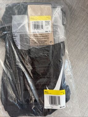 Nike Black Aeroswift Men's Split-Hem Running Shorts with White Swoosh